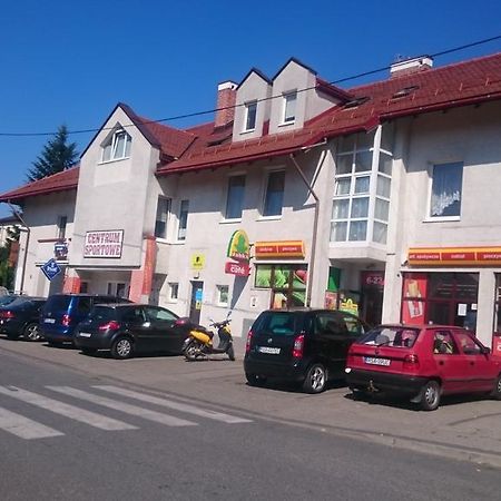 Noclegi Helvet Ustrzyki Dolne Exterior photo